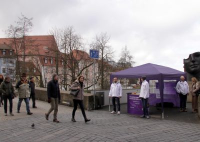 Infostand in Bamberg an der Unteren Brücke